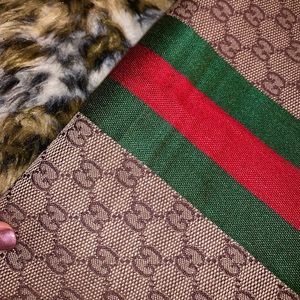 GUCCI | Authentic Scarf (Unisex)